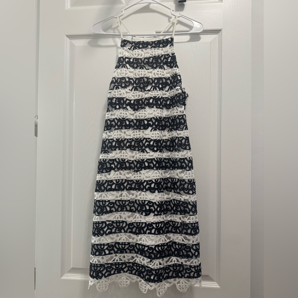 Sadie & Sage Black and White Shift Dress